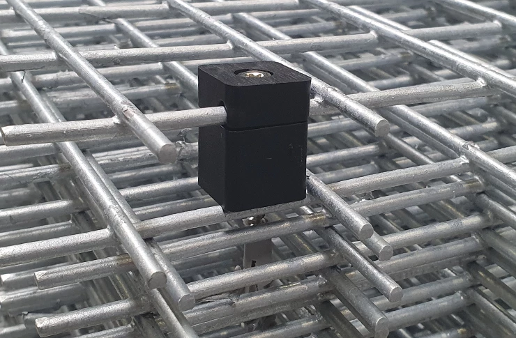 Afstandsstykke 20 mm firkantet