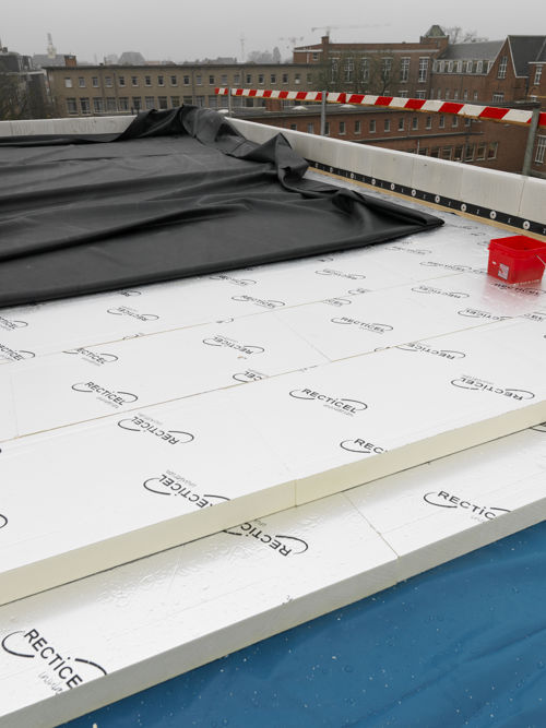 Recticel Eurothane Silver®  – Fladtagsisolering Recticel Eurothane Silver®  – Fladtagsisolering