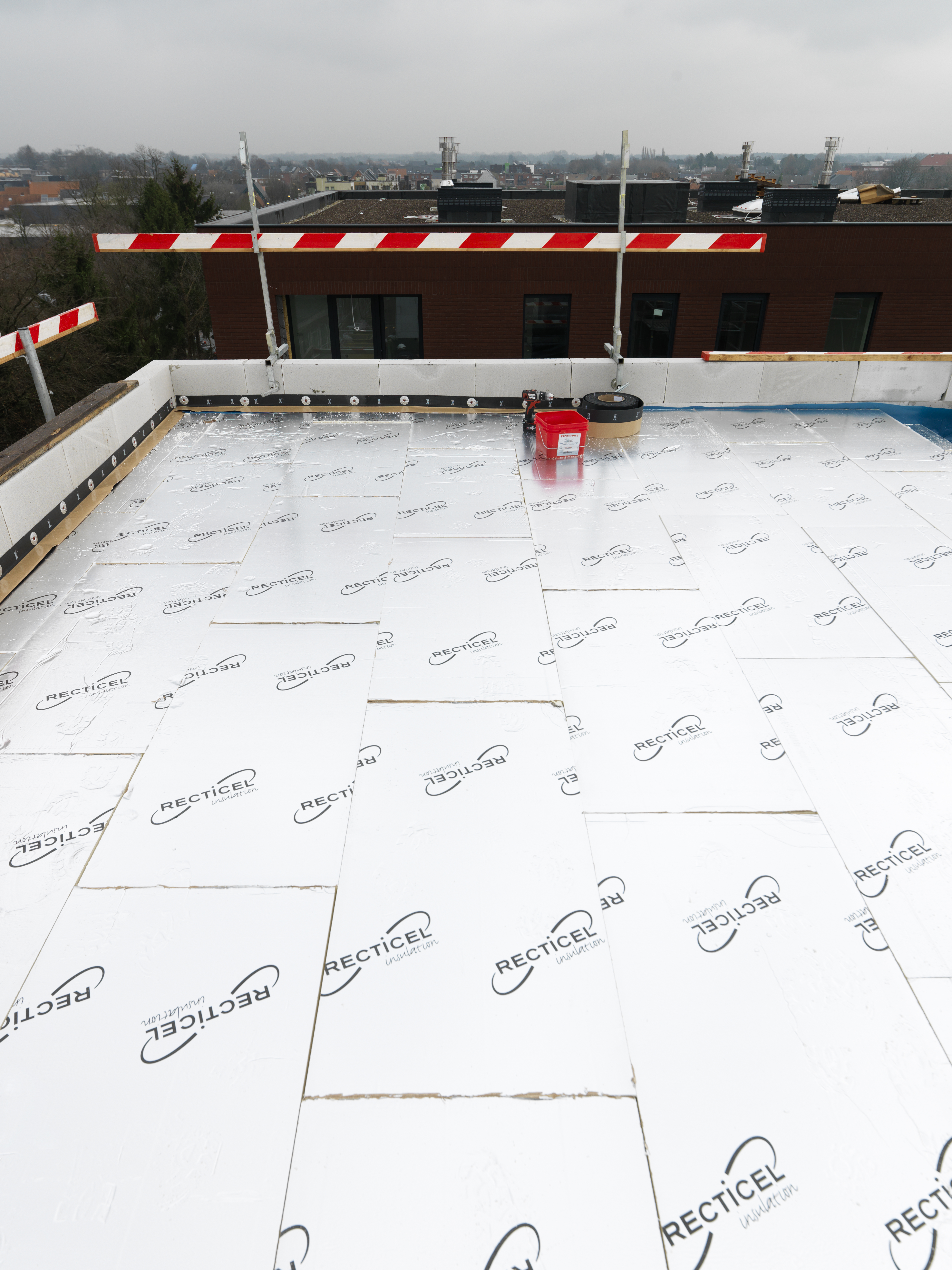 Recticel Eurothane Silver®  – Fladtagsisolering